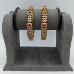Mehendi gold-plated bangle set